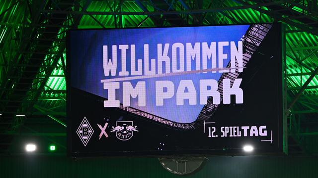 Fußball-Bundesliga: Gladbacher Fans protestieren schweigend