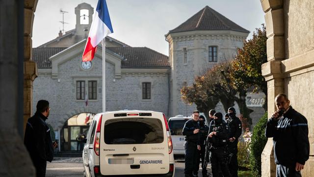 Frankreich: Häftling nach Flucht mit Säge und Laken in Bistro gefasst