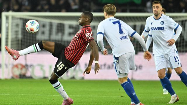 2. Fußball-Bundesliga: Hannover wieder oben dran nach 3:0 gegen den KSC