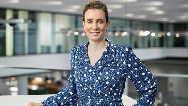 Autozulieferer ZF: Personalvorständin Corzilius setzt ZF-Sparprogramm weiter um