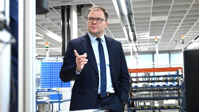 Black Friday: Umweltminister: "Gebrauchte Handys verdienen zweites Leben"