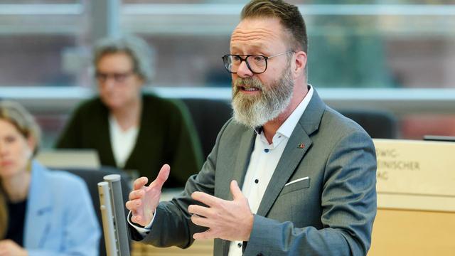 Entlastungen: Madsen will mit Estland-Ideen Bürokratie abbauen