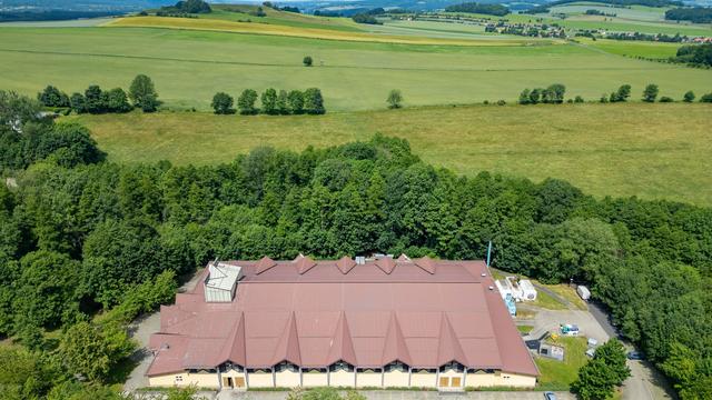 Wintersport: SA/Eishalle in Jonsdorf wieder offen