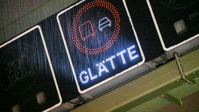 Wetter in Bayern: Wetterdienst warnt vor Glättegefahr am 1. Adventswochenende