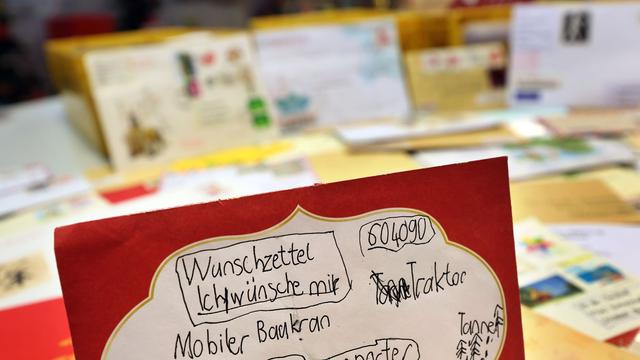 Adventszeit: Adventsstress im Weihnachtspostamt – Kinder wollen Antwort