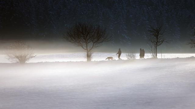 Wettervorhersage: Erster Advent: Trübes Wetter und Glättegefahr in Bayern