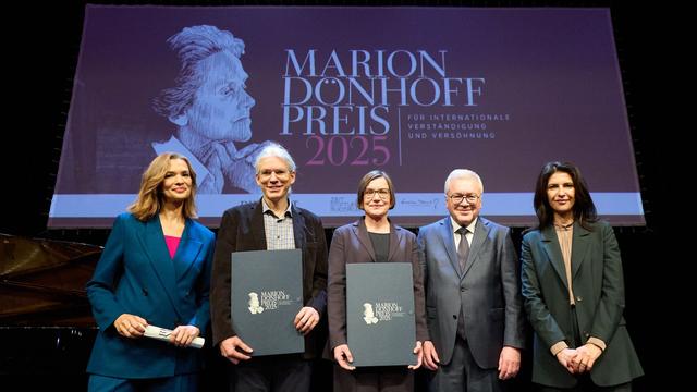 Auszeichnung: Komitee vom Roten Kreuz mit Marion-Dönhoff-Preis geehrt