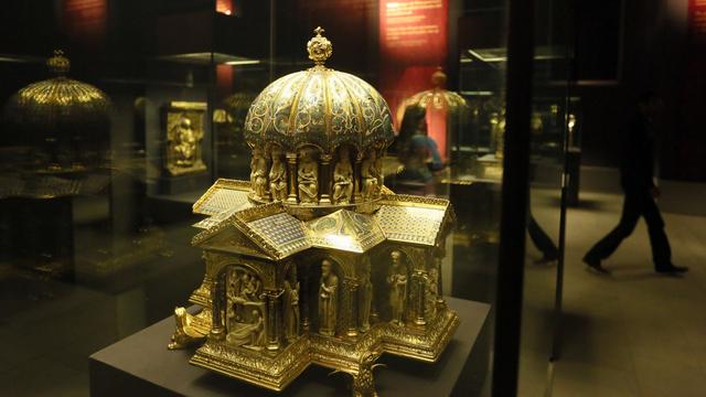 Schatten der Geschichte: Späte Gerechtigkeit? Neue Schiedsgerichte zur NS-Raubkunst