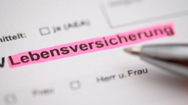 Finanzielle Vorsorge: Allianz hält Verzinsung von Lebensversicherungen stabil