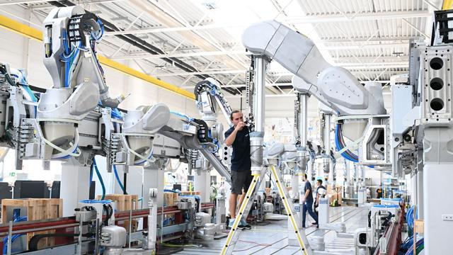 Große Order aus Übersee: Aufträge für Maschinenbau erholen sich von Einbruch