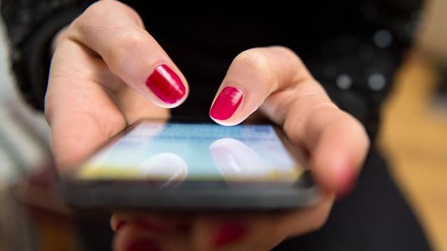 Betrugsmasche: Frau fällt auf Love Scamming herein und verliert 47.000 Euro