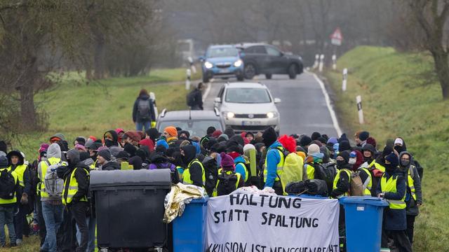 Polizeieinsatz: Konfliktforscher: Blockaden in Gießen "sehr geordnet"
