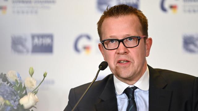 Geschäft in Fernost: Umfrage: Konkurrenzdruck auf deutsche Firmen in China steigt