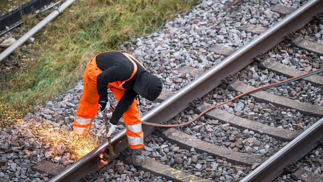 Langsamfahrstellen: Wie oft Züge in Bayern aktuell ausgebremst werden müssen