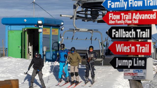Wintersport: 20.000 Kubikmeter Schnee: Oberhof startet Skisaison