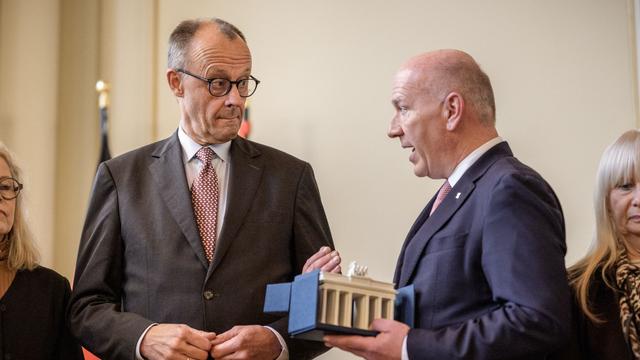 Kanzlerbesuch: Merz' Antrittsbesuch in Berlin als Fest der Harmonie