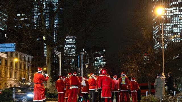 Handschuhe, Socken und Co.: Handel erwartet kleine Geschenkwelle zum Nikolaus
