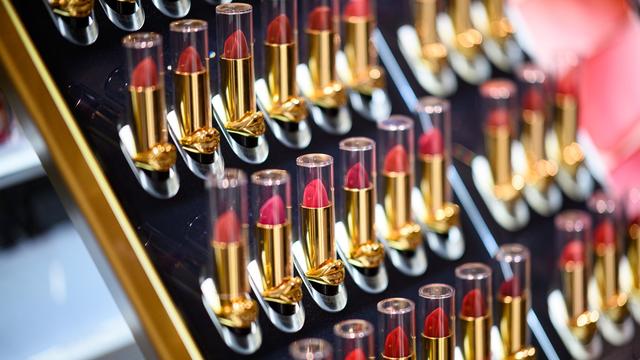 Auch 2026 Wachstum erwartet: Kosmetikbranche steigert Umsatz trotz Konsumflaute