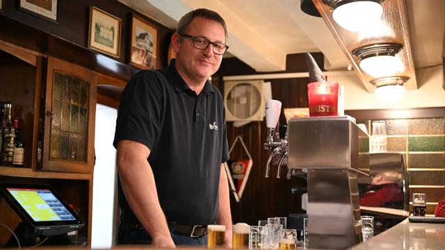 Umsatzeinbußen: Restaurant-Umfrage: Viele Gäste reservieren und kommen nicht