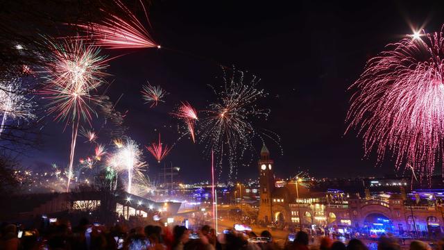 Feiern im Hafen: Silvester-Show vom ZDF mit Oli P. und DJ Felix Jaehn