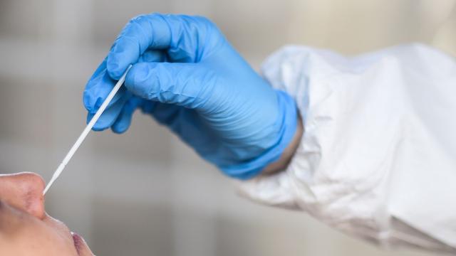 Prozess um Corona-Tests: Mann soll 221.000 Euro für fiktive Tests kassiert haben