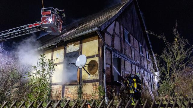 Brand: Brand in Porta Westfalica - Eine tote Person gefunden