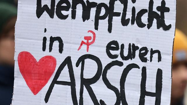 Protestaktion: Protest gegen Wehrpflichtpläne in Sachsen-Anhalt