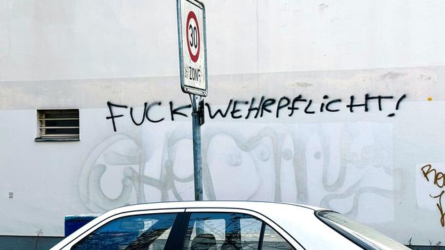 Bundeswehr: Schüler streiken gegen Wehrdienst-Pläne – Demo in Hamburg