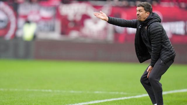2. Fußball-Bundesliga: 1:3 in Kaiserslautern: Harmlose Dynamos starten zu spät