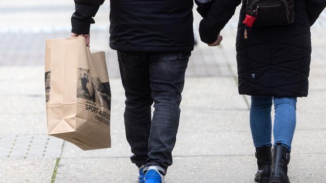 Weihnachtsgeschenke: Advent-Shopping lockt Thüringer in mehrere Städte