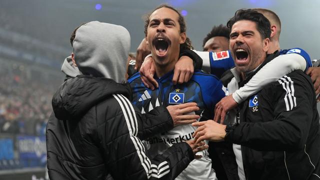 Fußball-Bundesliga: "Geiler Moment": HSV gewinnt Derby-Spektakel gegen Bremen