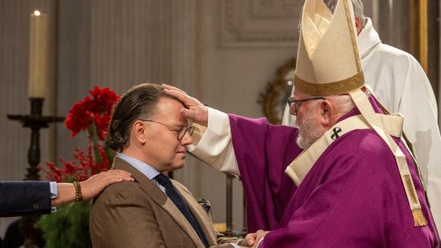 Kirche: Wer lässt sich als Erwachsener firmen?