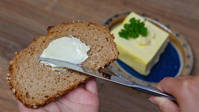 Lebensmittel: Butterpreis für Milchbauern 