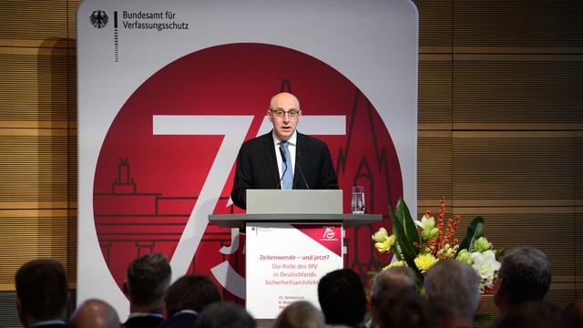 Geheimdienste: Verfassungsschutz-Präsident: Wir brauchen mehr Befugnisse