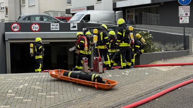 Feuerwehreinsatz: Brand in Frankfurter Schießanlage