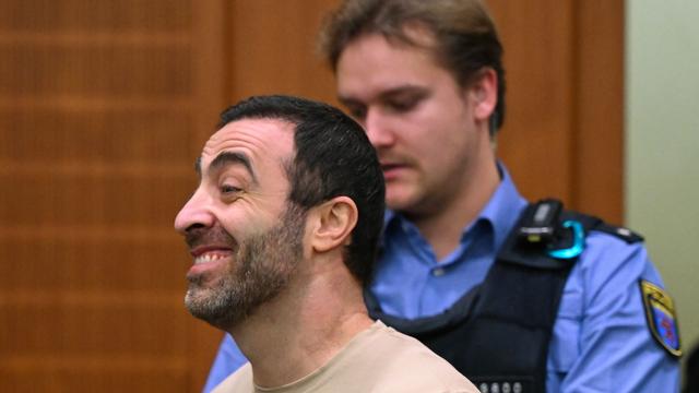 Unter Vorwand ins Café gelockt: Prozess gegen drei mutmaßliche Russland-Spione gestartet