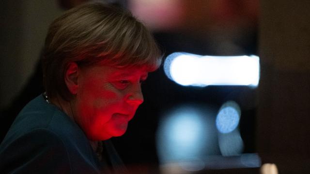 Würdigung der Altkanzlerin: Merkel: "Die Pandemie war eine demokratische Zumutung"