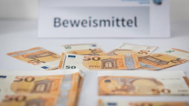 Ermittlungserfolg: Ermittler fassen "Marktführer" der Geldfälscher-Szene