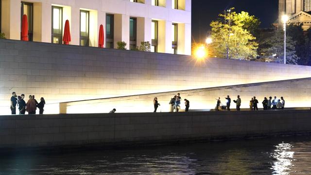 Kriminalität: Acht Männer nach tödlichem Angriff in Berlin-Mitte verhaftet