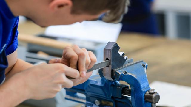 Berufsausbildung: DGB zur Ausbildung: Firmen dürfen nicht zu wählerisch sein