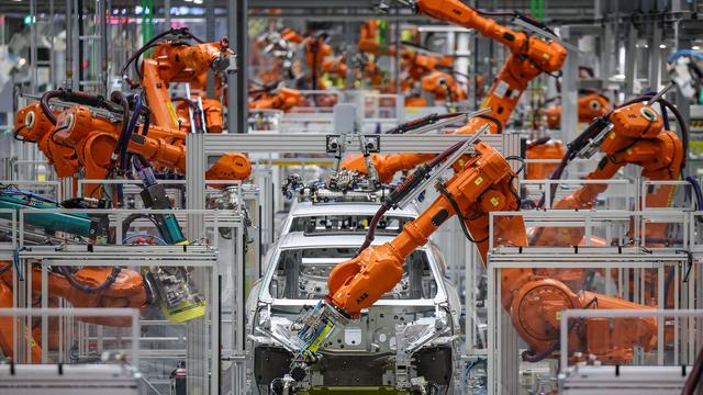 Konjunktur: Ifo: Unternehmen investieren weniger