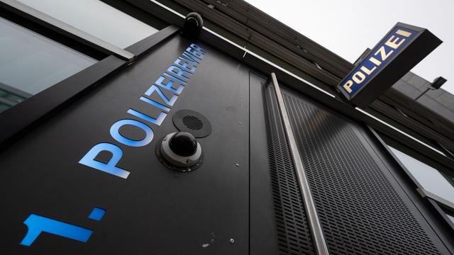 Kriminalität: Minister nennt Einzelheiten zu Ermittlungen gegen Polizisten
