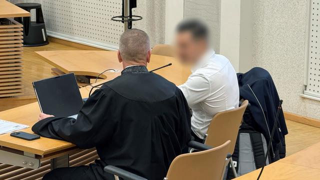 Prozess: Polizist schiebt Mann Drogen unter – trotzdem Freispruch