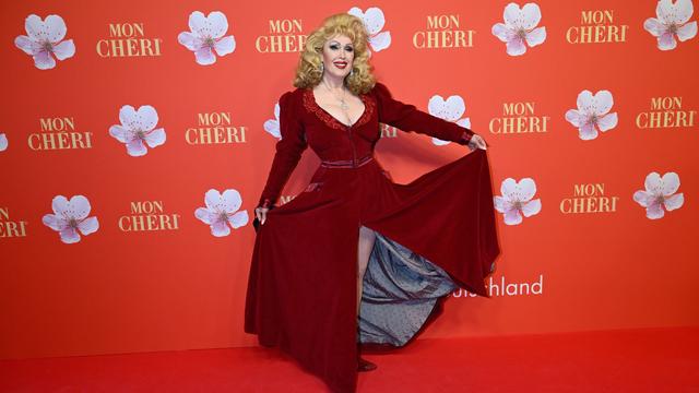 Museen: Gloria Gray gibt Erinnerungsstücke an Museum