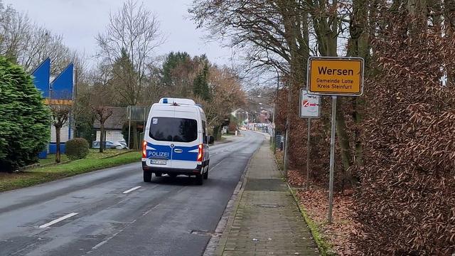 Schulen: Großeinsatz an Schule: Verdächtige schweigen