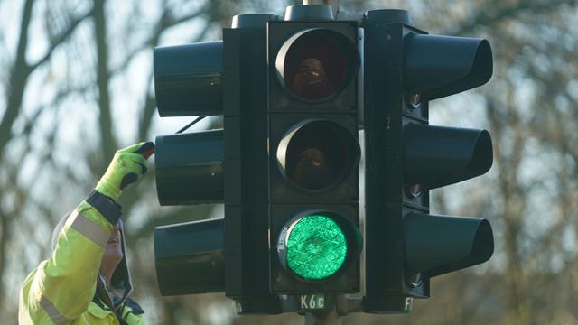 Verkehr und Geschichte: Erste Hamburger Ampel stand 1925 an der Mönckebergstraße