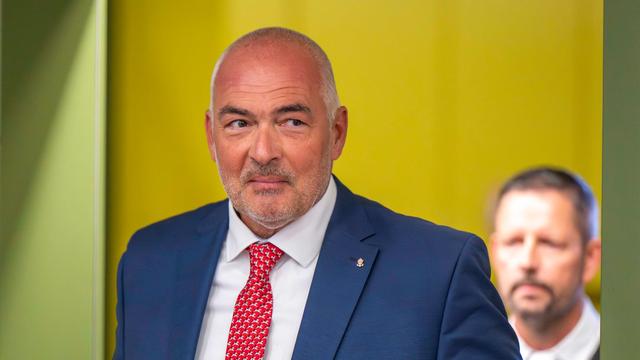 Aserbaidschan-Affäre: Ex-CDU-Abgeordneter weist Korruptionsvorwürfe zurück