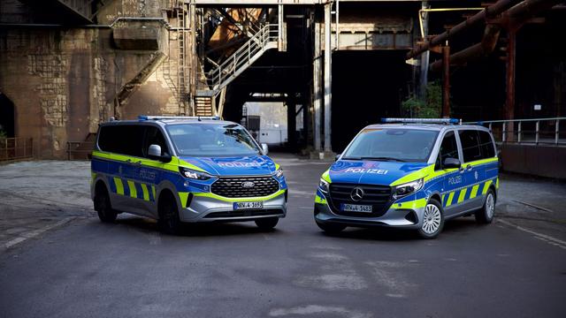 Polizei in NRW: Mercedes und Ford: Neue Streifenwagen werden ausgeliefert