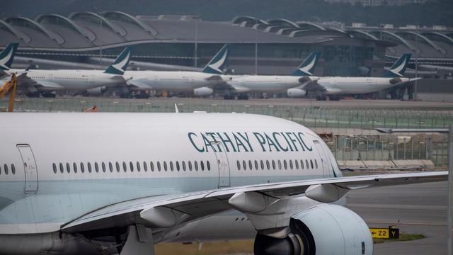 Notfälle: Passagier will Tür während Flug nach Hongkong öffnen