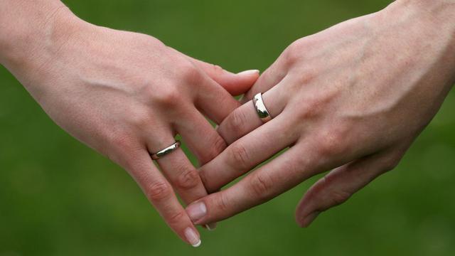 Neues Namensrecht seit Mai: Fülle von Namensänderungen – Standesämter haben viel zu tun